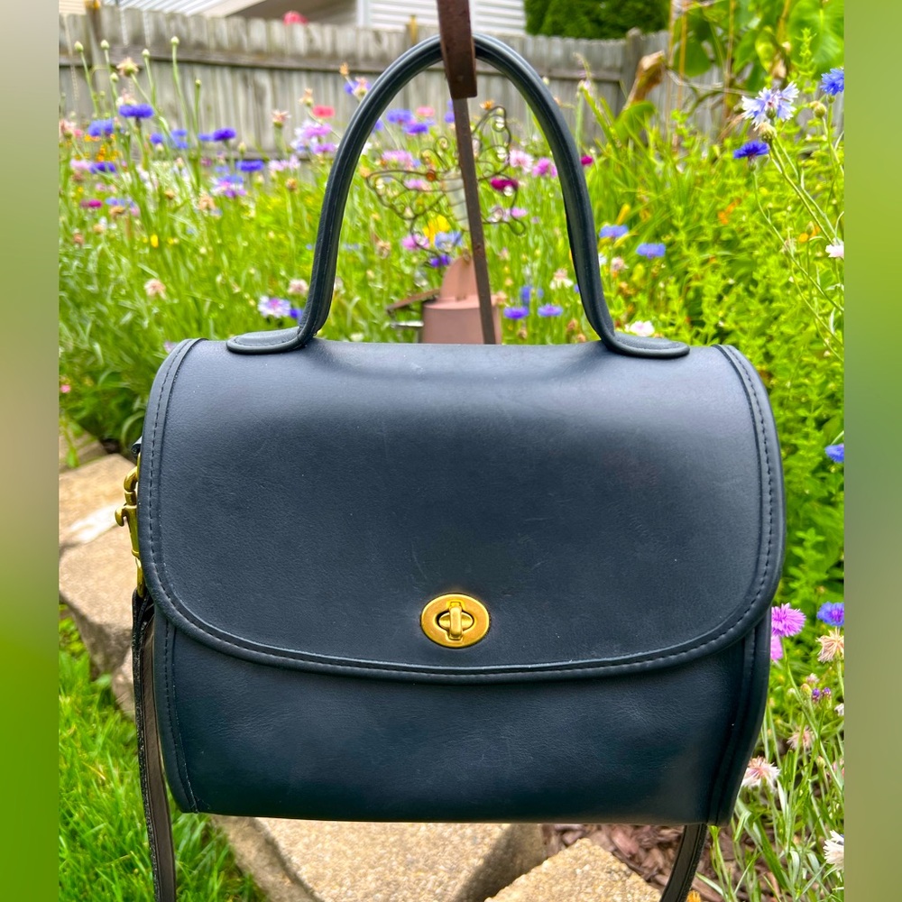 Vintage Coach Manor Bag in Navy